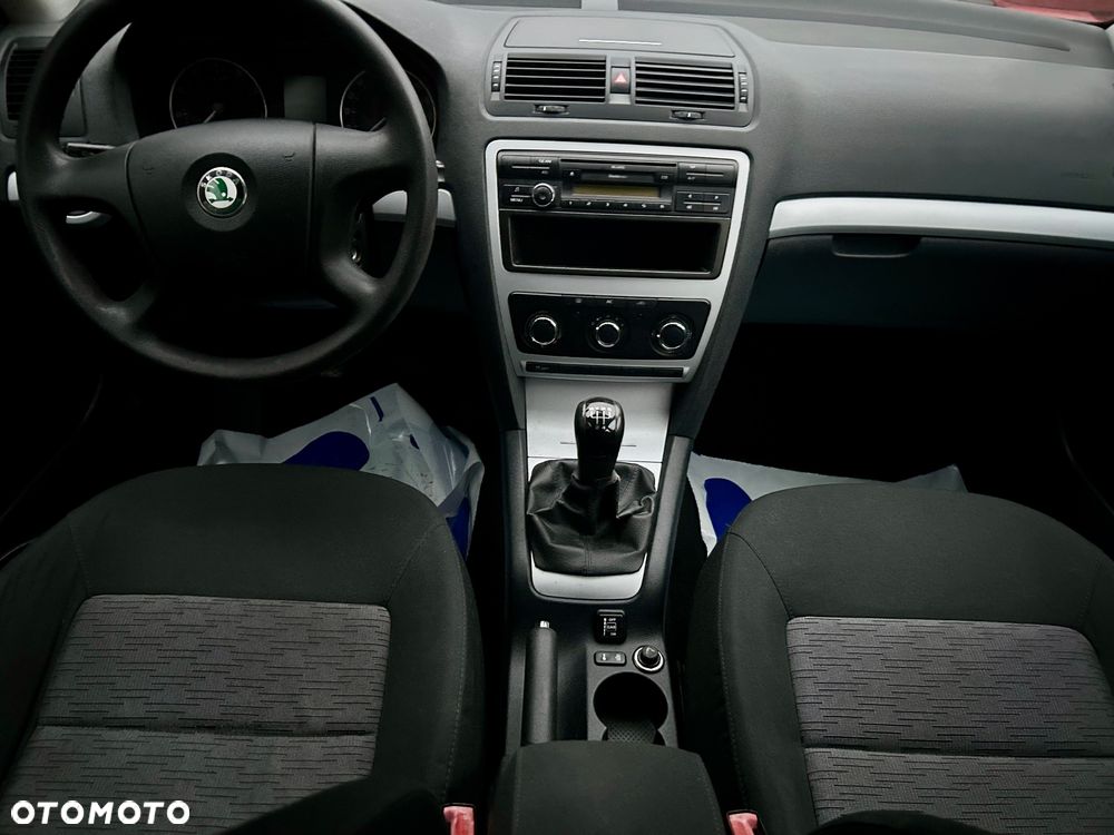 Skoda Octavia 1.6 Active - 12
