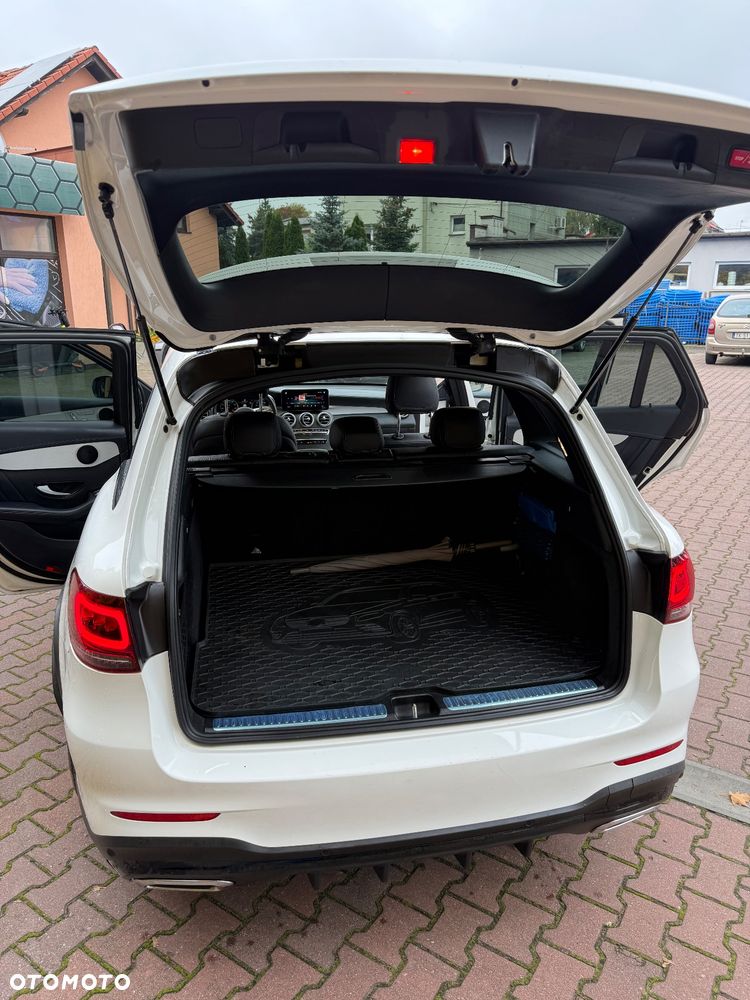 Mercedes-Benz GLC 300 d 4-Matic - 6