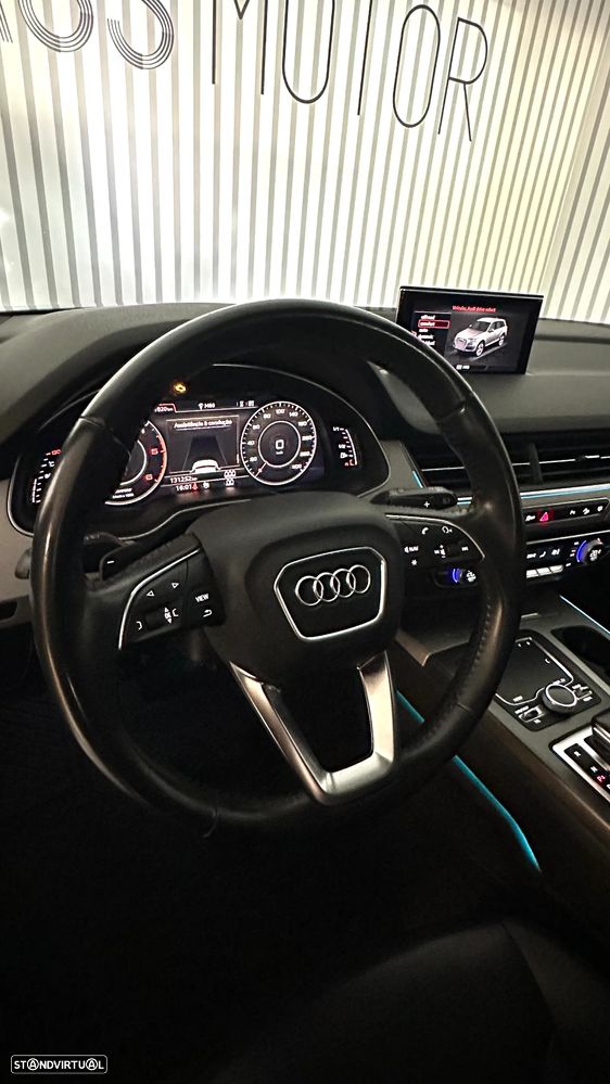 Audi Q7 3.0 TDI quattro S-line Tiptronic 7L - 23
