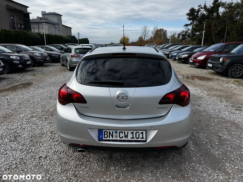 Opel Astra 1.4 Turbo Cosmo - 5