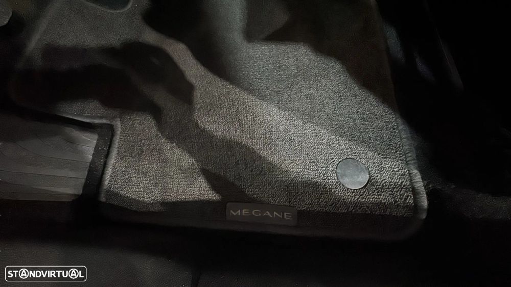 Renault Mégane Sport Tourer - 8