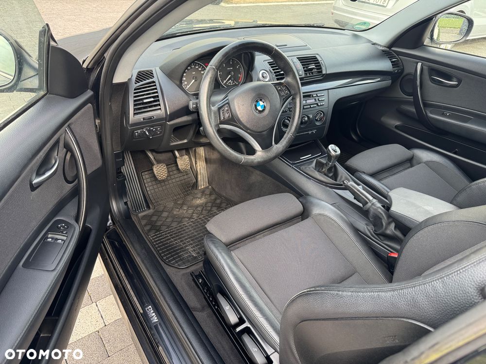 BMW Seria 1 118d DPF Edition Sport - 15