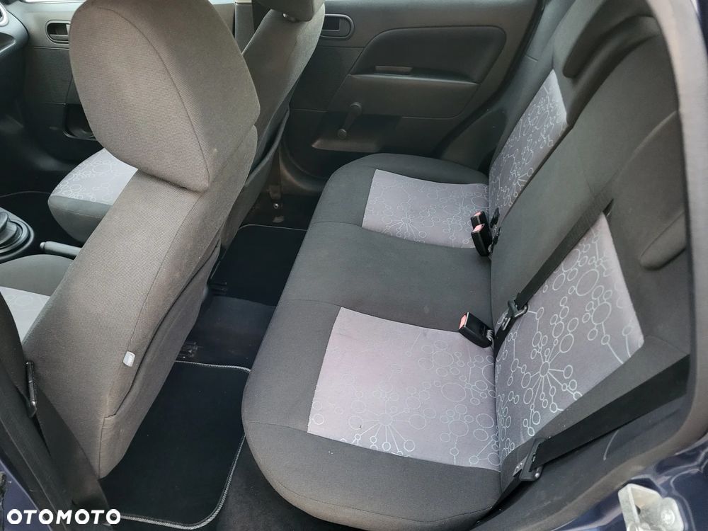 Ford Fiesta 1.3 Trend - 10