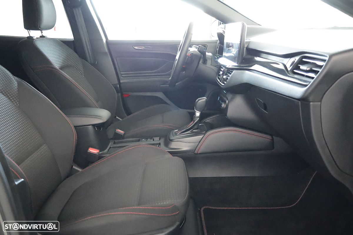 Ford Focus 1.0 EcoBoost MHEV ST-Line Aut. - 21