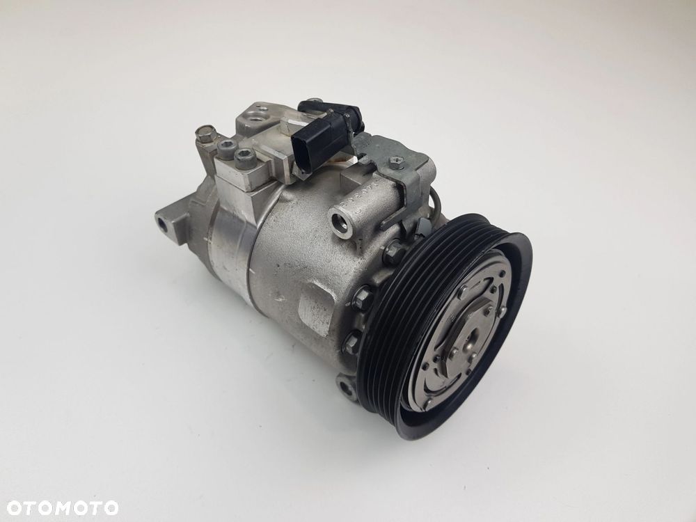 Kompresor Sprężarka klimatyzacji Volkswagen Audi 140302 - 2