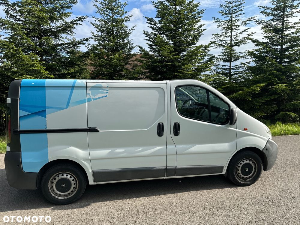 Opel Vivaro - 9