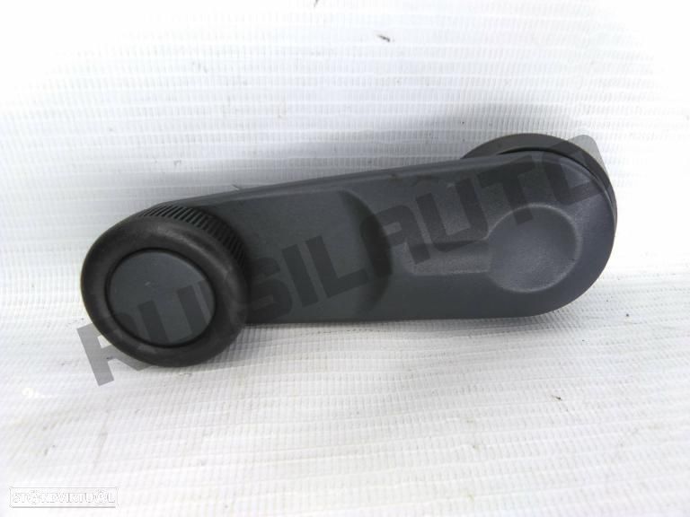 Moleta Elevador 5713a060 Mitsubishi Colt Vi [2002_2012] 1.1 - 1