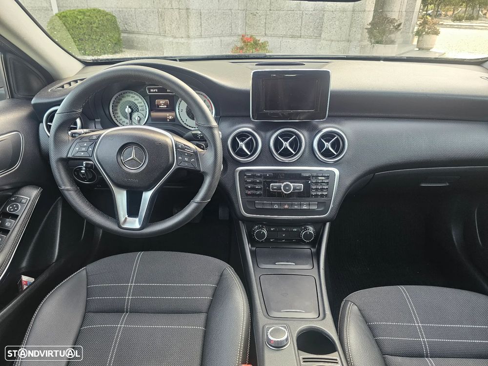 Mercedes-Benz A 200 CDI 7G-DCT Urban - 14
