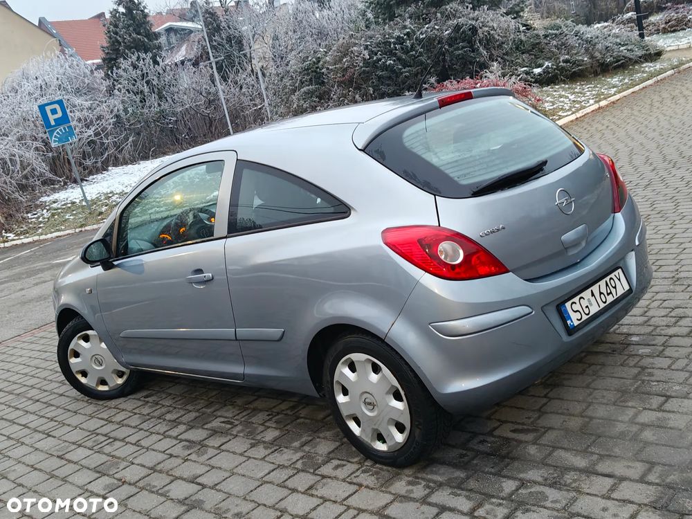 Opel Corsa 1.2 16V Cosmo - 6