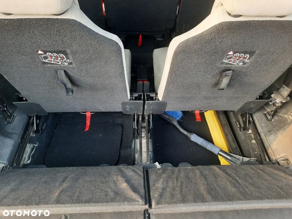 Citroën C4 Grand Picasso 2.0 16V EGS6 Exclusive - 25