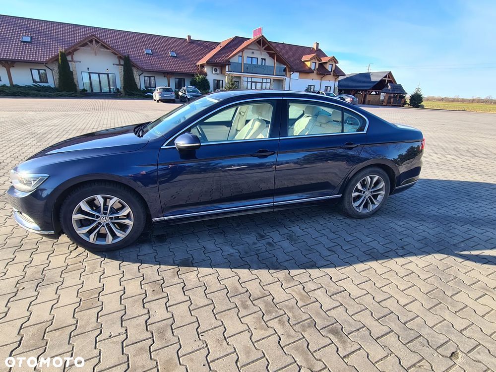 Volkswagen Passat 2.0 TDI Bi-Turbo BMT 4Mot Highline DSG - 1