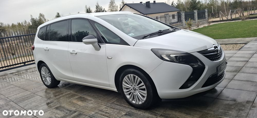 Opel Zafira - 2