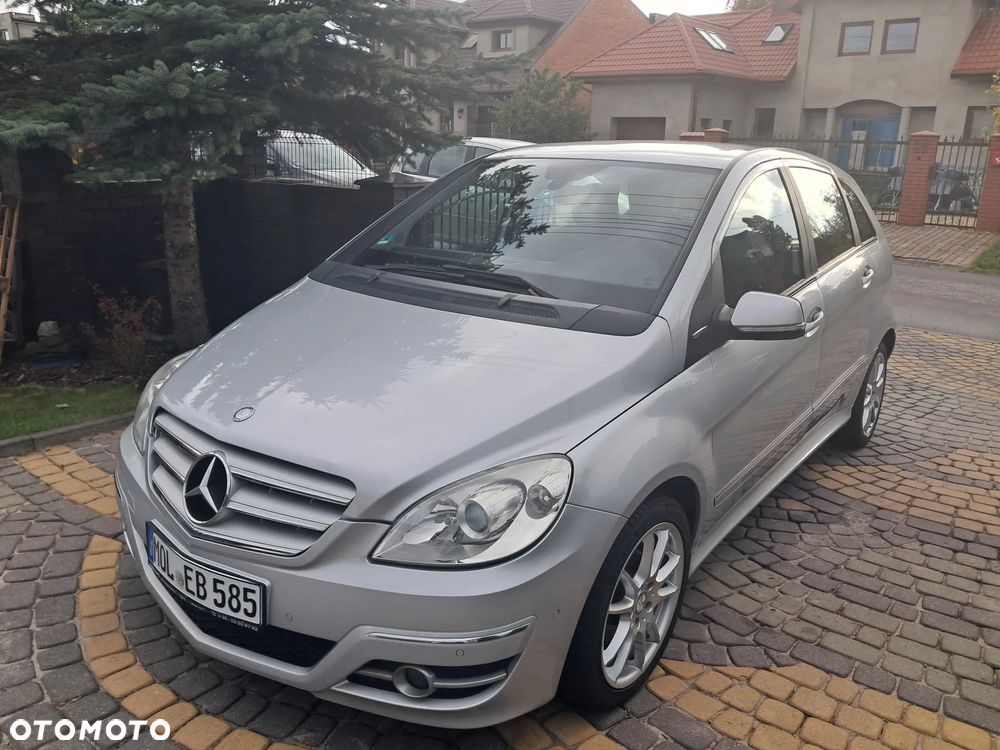 Mercedes-Benz Klasa B 150 BlueEffICIENCY - 1