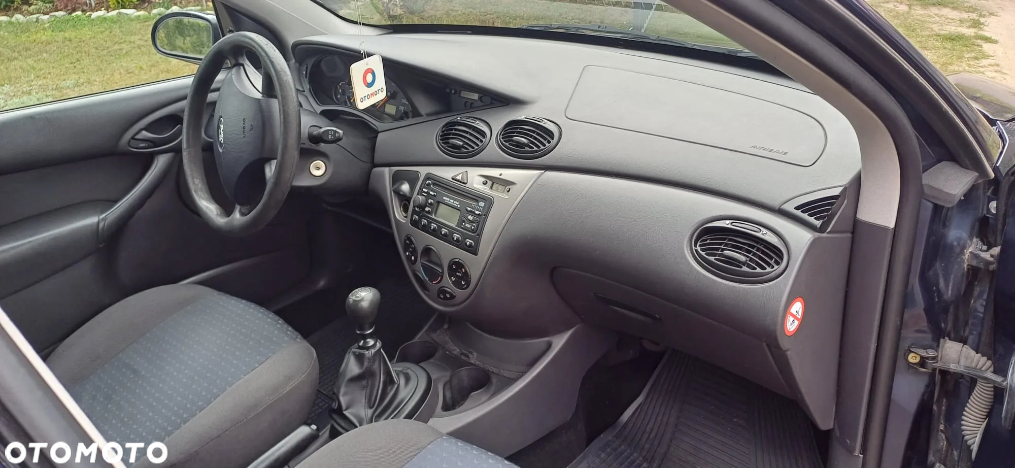 Ford Focus 1.8 TDDi Comfort - 11