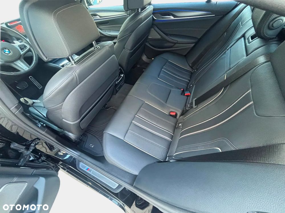 BMW Seria 5 520d xDrive MHEV M Sport sport - 15