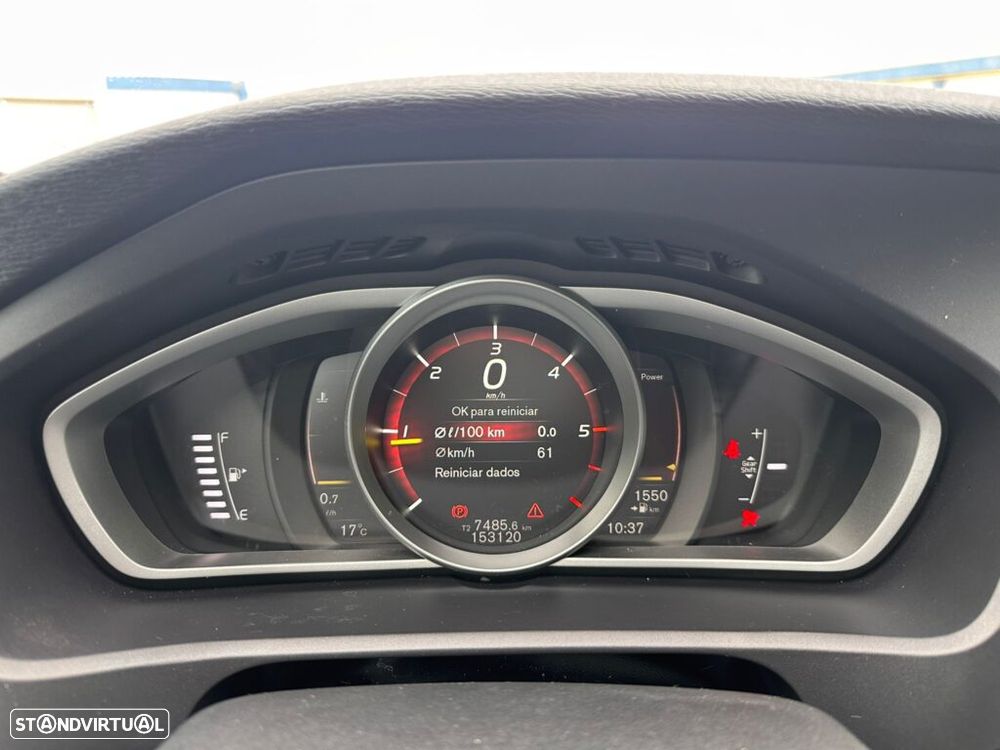 Volvo V40 Cross Country 2.0 D2 de 2017 para peças - 11