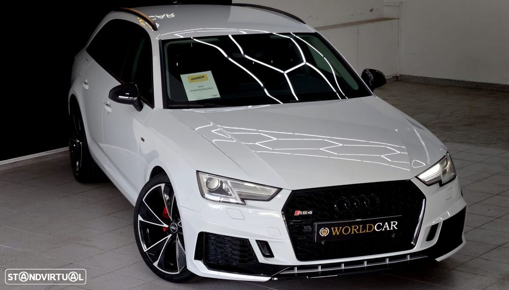 Audi A4 Avant 2.0 TDI S-line - 10