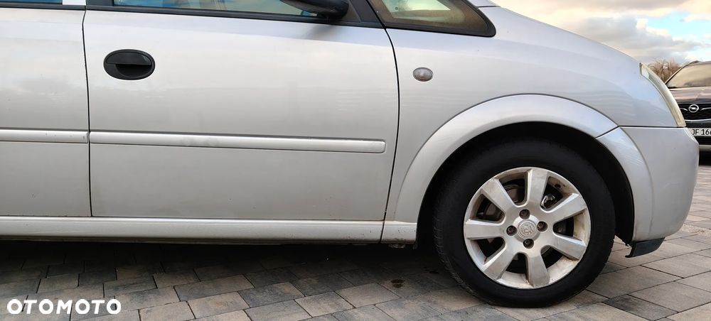 Opel Meriva - 9