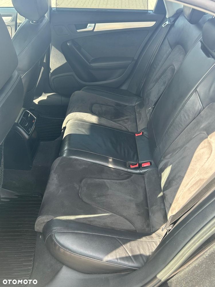 Audi A4 Limousine 2.0 TDI Quattro - 16