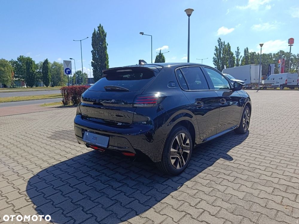 Peugeot 208 - 7