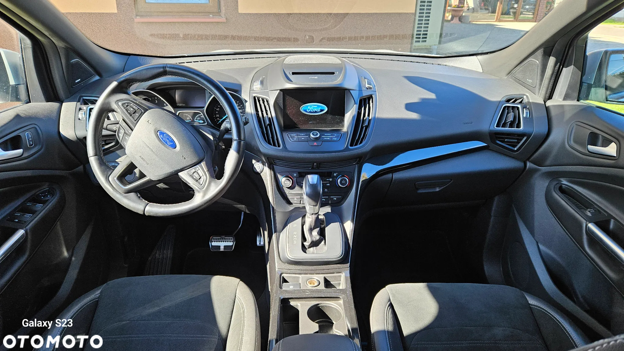 Ford Kuga - 4