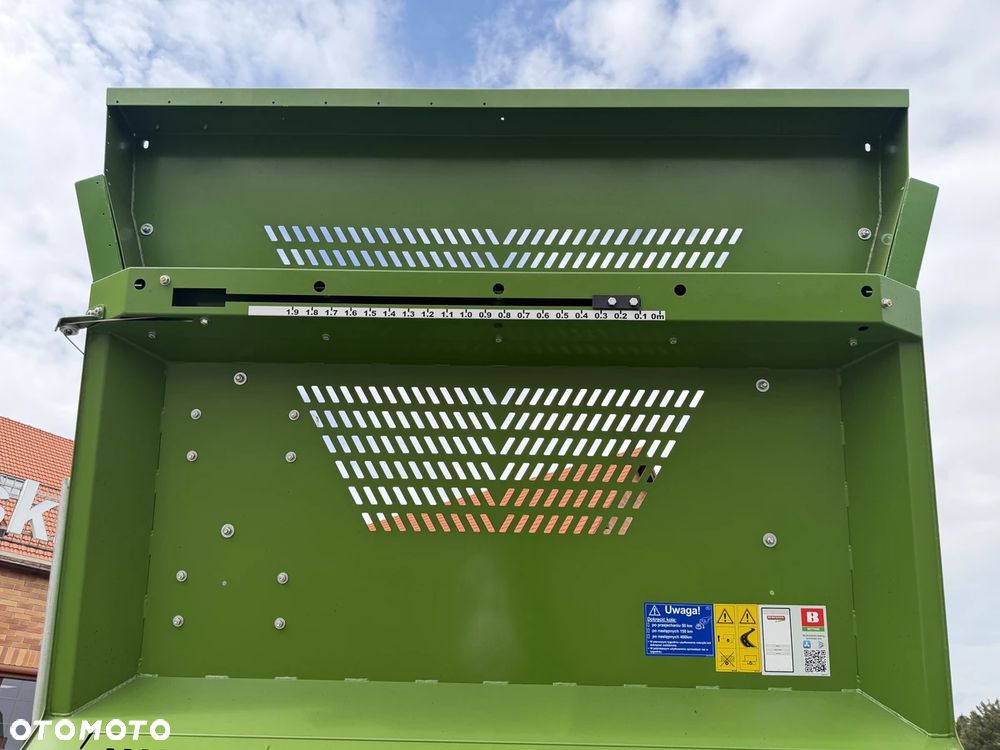 Bergmann Precyzyjny uniwersalny rozrzutnik wapna i obornika XPERT 4.22 - 38