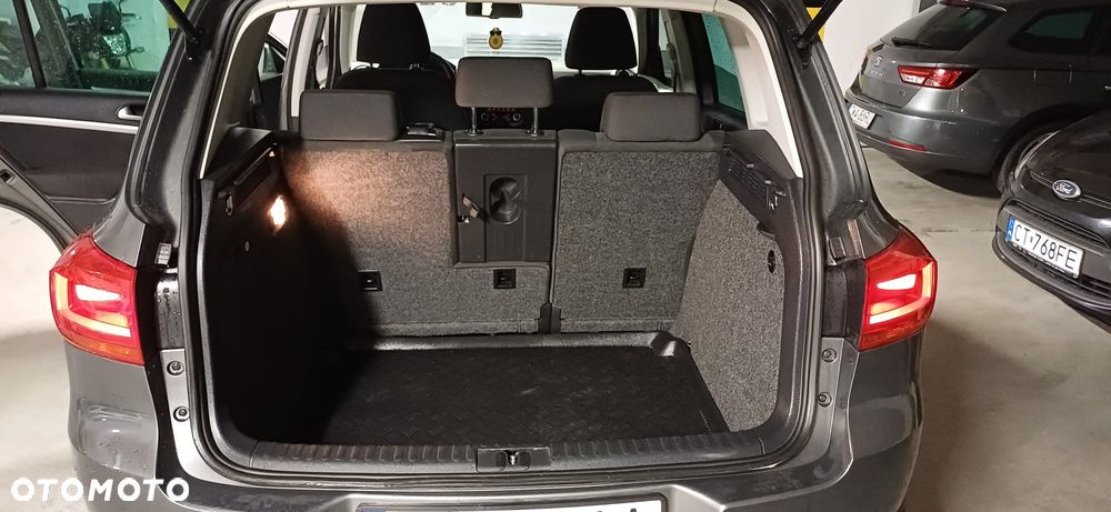 Volkswagen Tiguan 2.0 TDI DPF BlueMotion Technology Sport & Style - 8