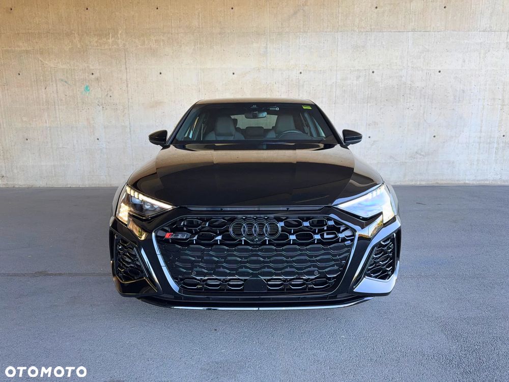 Audi RS3 Sportback TFSI Quattro S tronic - 2