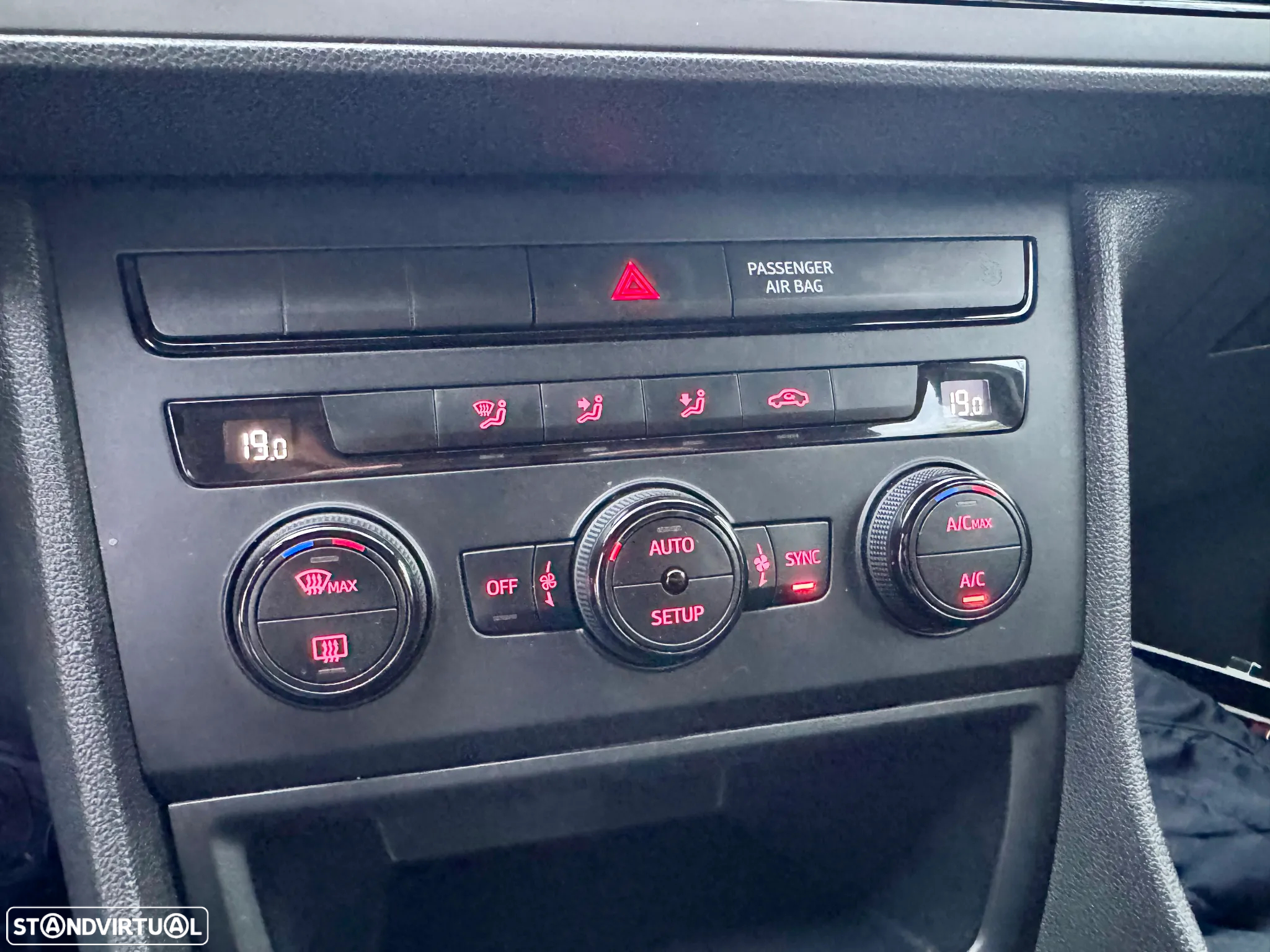 SEAT Leon 1.6 TDI Sport - 25