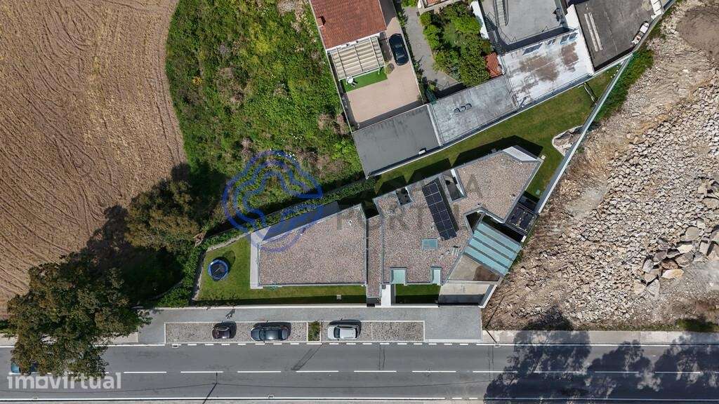 Moradia Térrea T4 de Excelência | Conforto, Privacidade e Modernidade - Grande imagem: 5/60