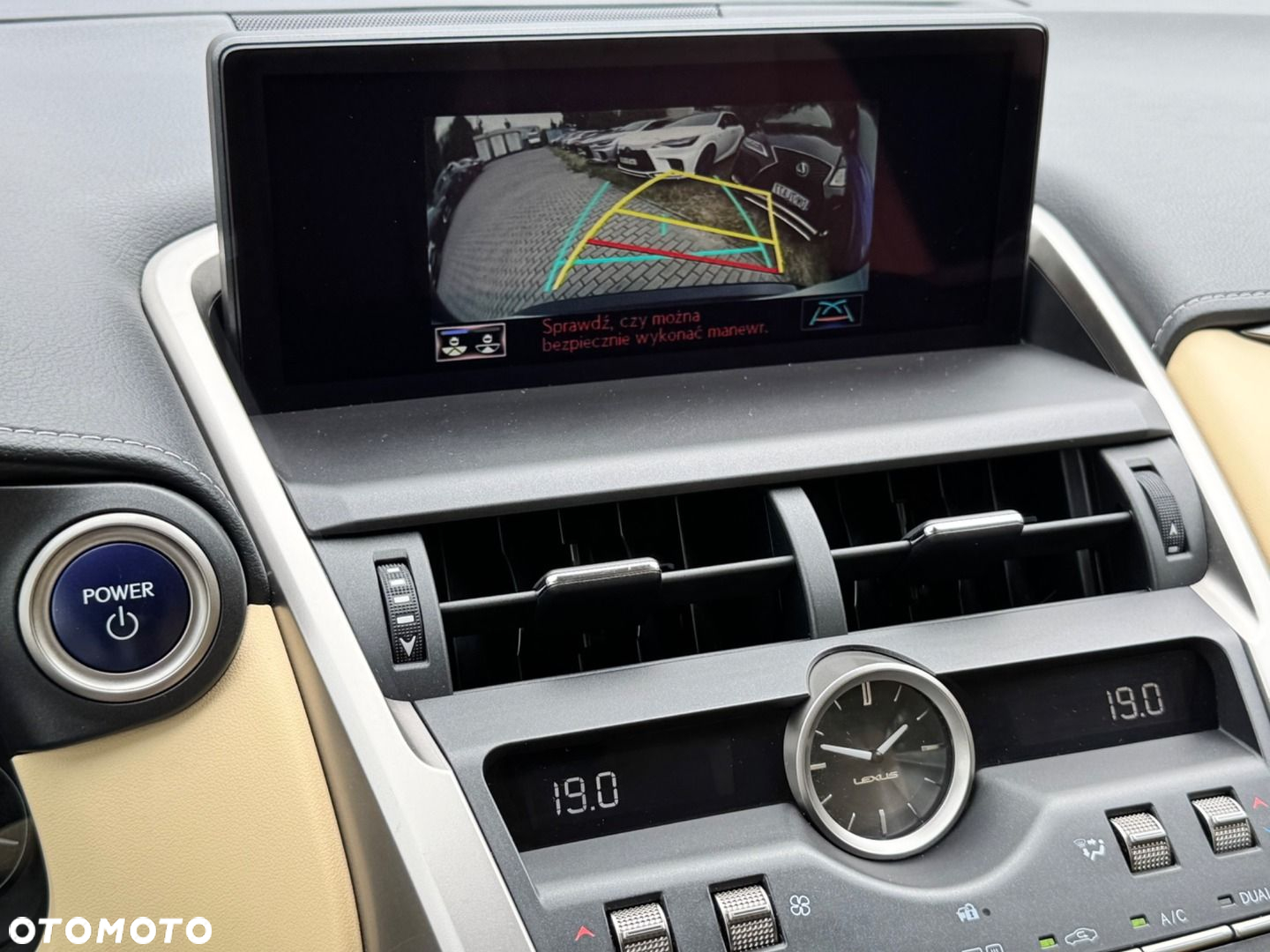 Lexus NX - 18