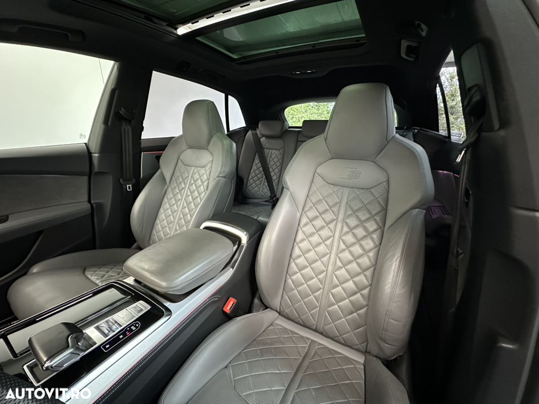 Audi Q8 3.0 55 TFSI e quattro Tiptronic - 22