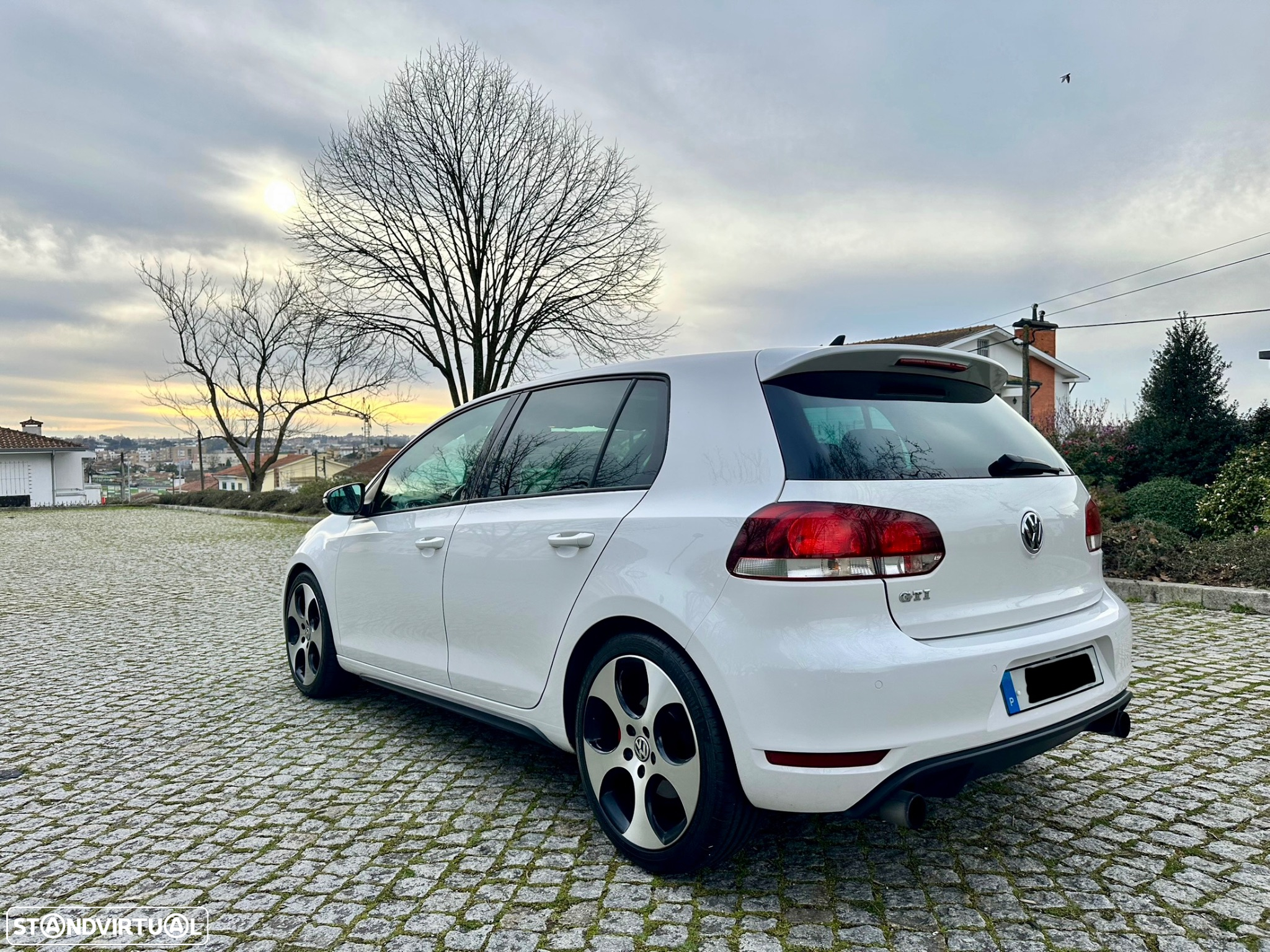 VW Golf 2.0 GTI DSG - 5
