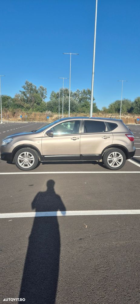 Nissan Qashqai 1.5 DCI Tekna - 4