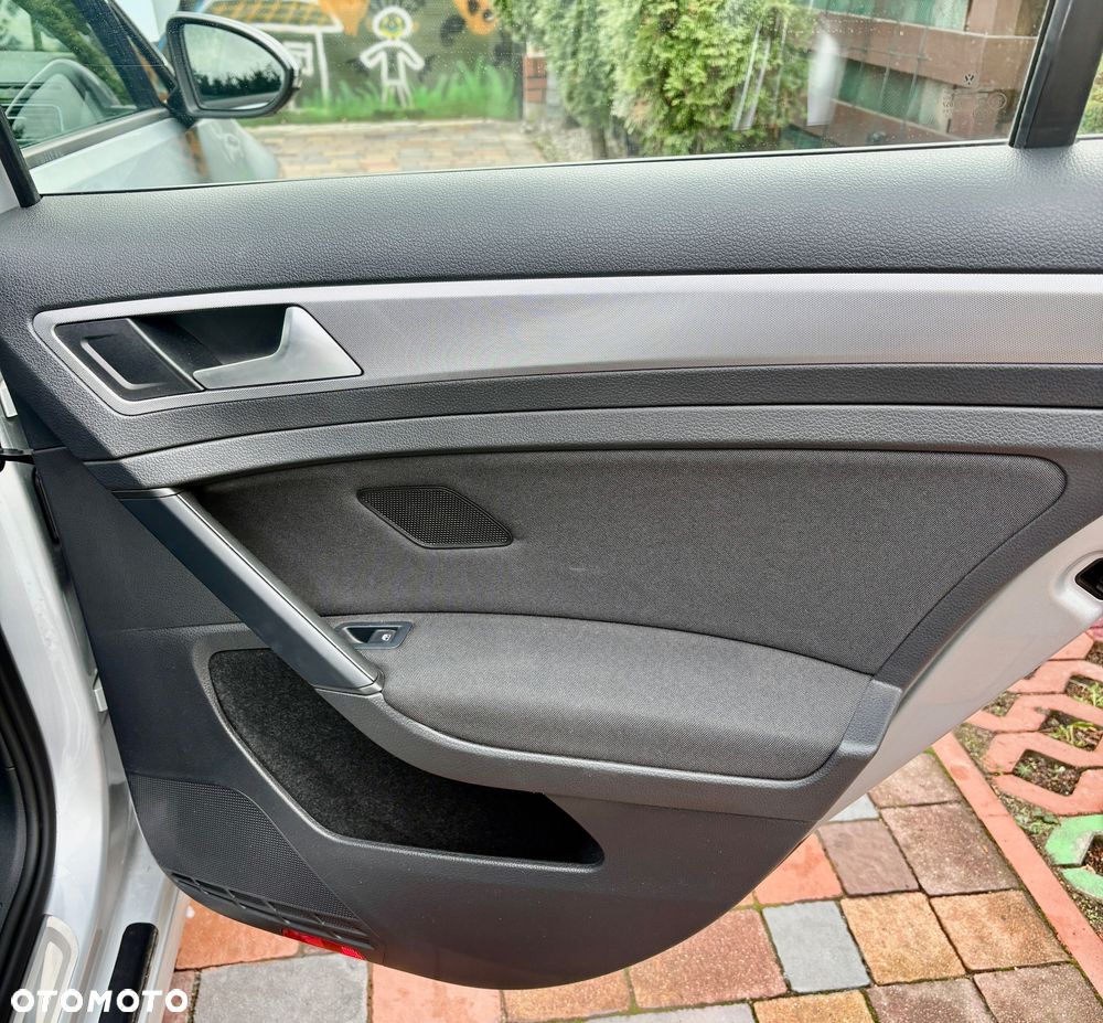 Volkswagen Golf VII 1.4 TSI BMT City - 27