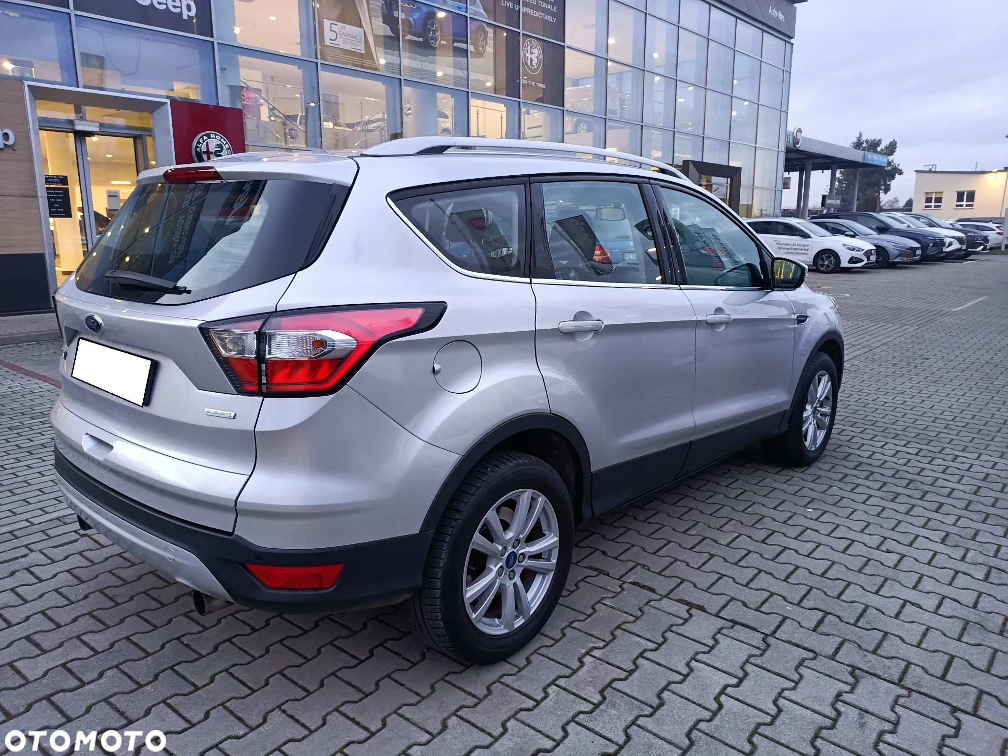 Ford Kuga 1.5 EcoBoost FWD Titanium ASS - 6