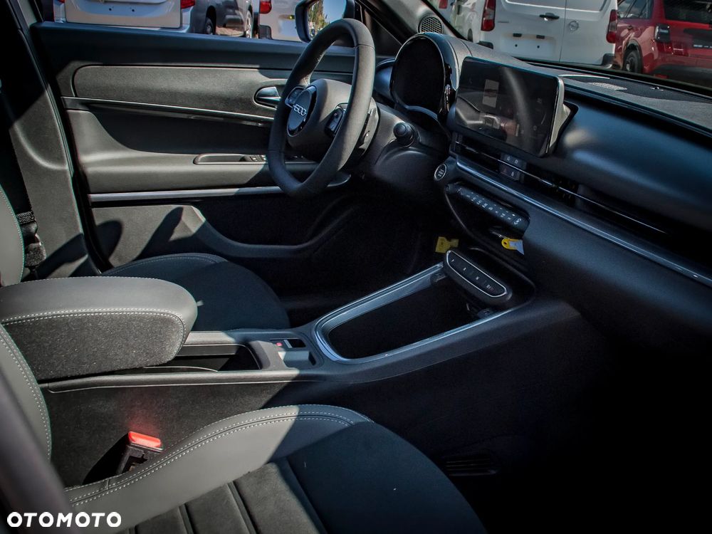Fiat 600 1.2 Turbo Sport eDCT - 14