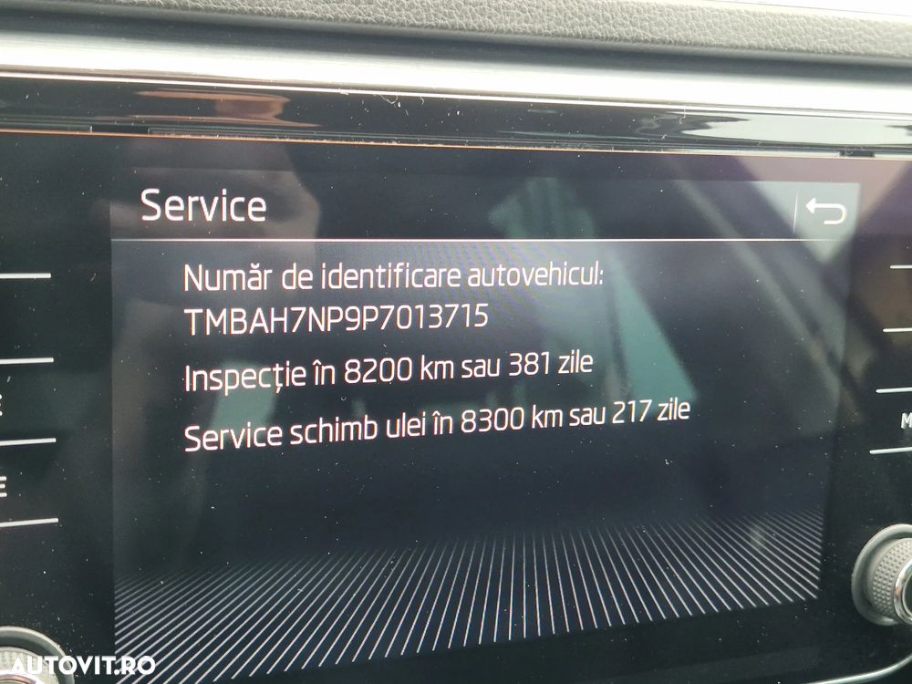 Skoda Superb 2.0 TDI DSG Ambition - 6