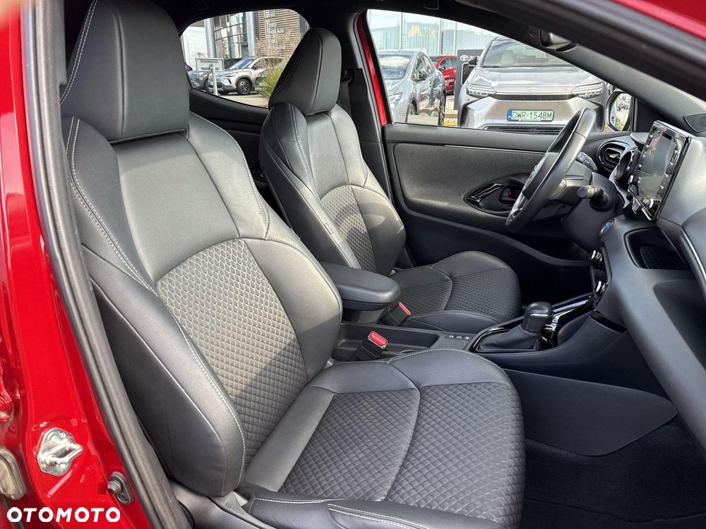 Toyota Yaris Hybrid 1.5 Selection Style - 9