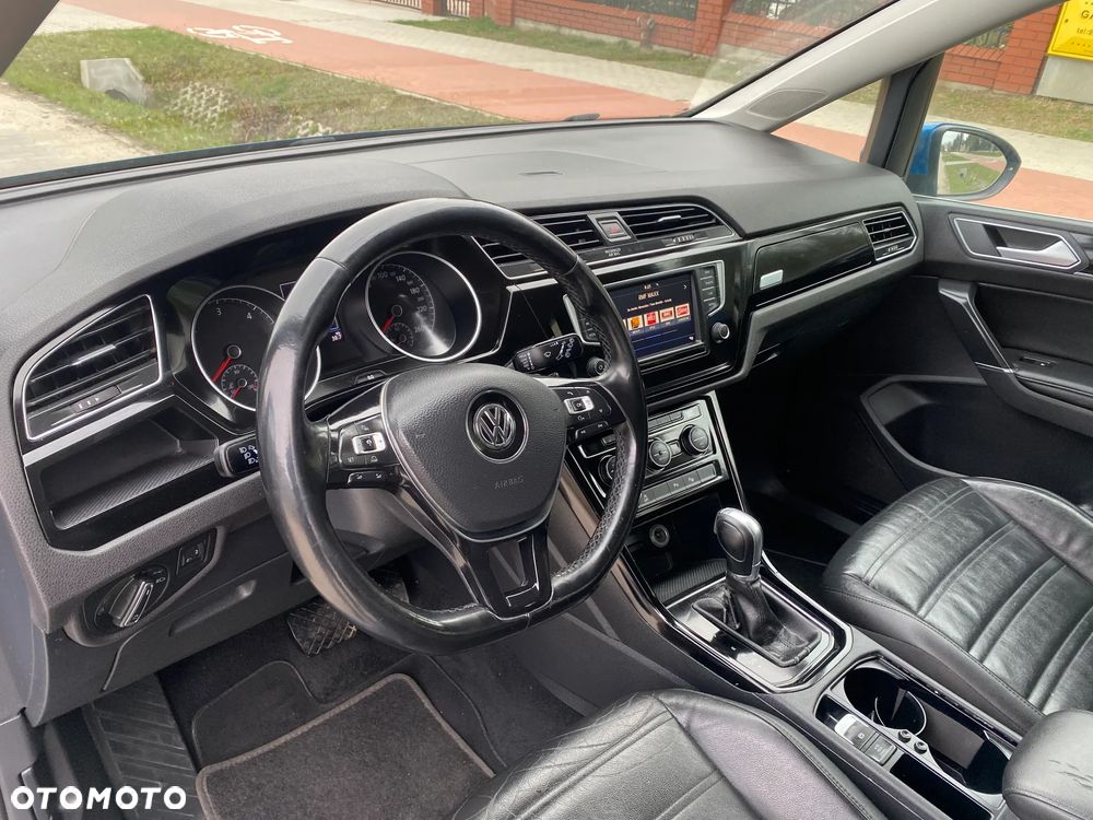 Volkswagen Touran 2.0 TDI SCR (BlueMotion Technology) DSG Highline - 4