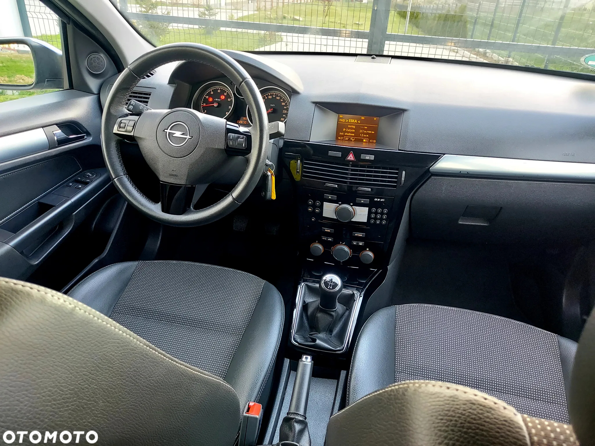 Opel Astra 1.8 Edition - 26