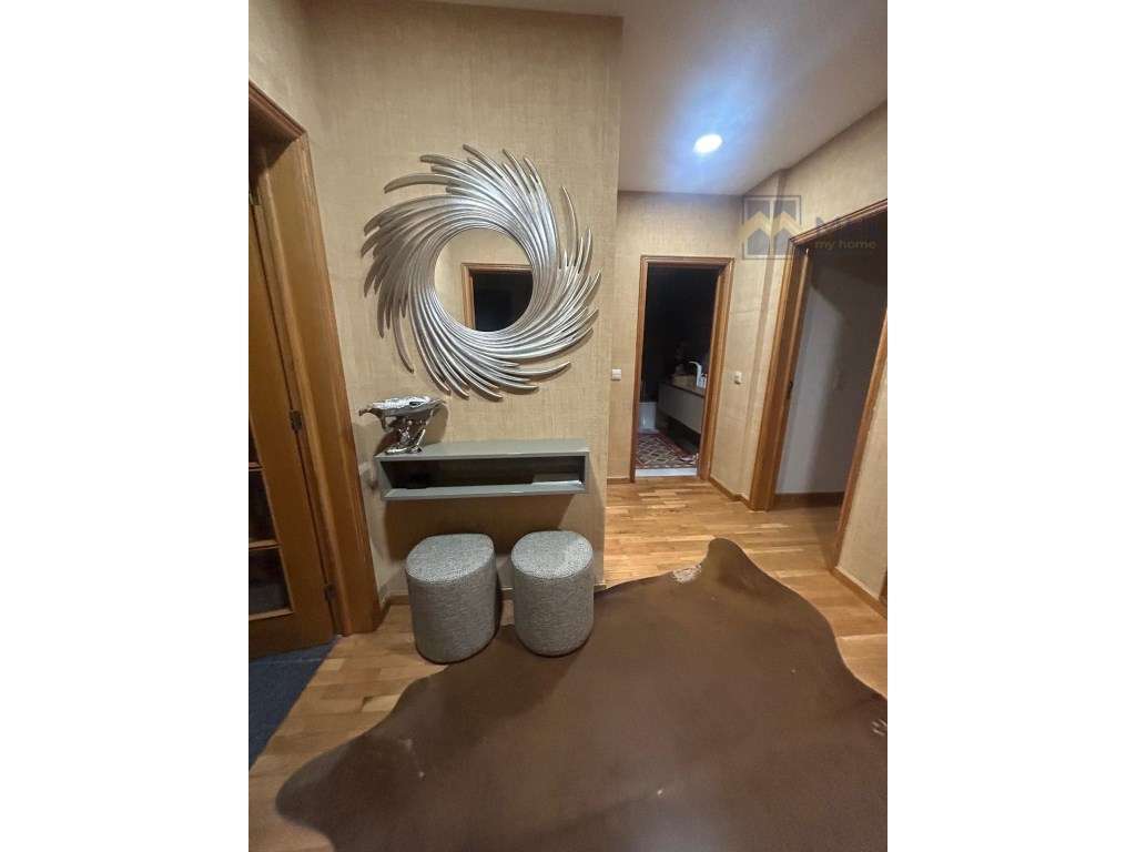 Excelente Apartamento T3 com Terraço em Condomínio Fechado - Grande imagem: 2/38