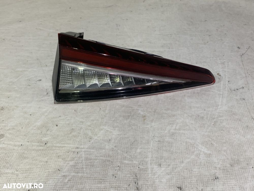 Lampa stop stanga pe hayon, Skoda Enyaq, 2021, 2022, 2023, 2024, cod origine OE 5LG945307B. - 1