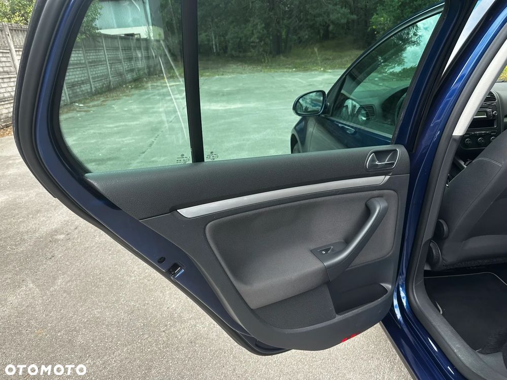 Volkswagen Golf 1.4 United - 23