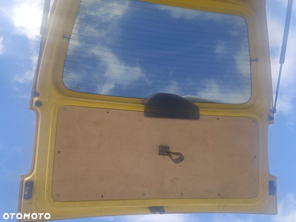 Volkswagen Caddy pojazd na części: maska, zderzak, drzwi, szyby, lusterka, chłodnica - 15