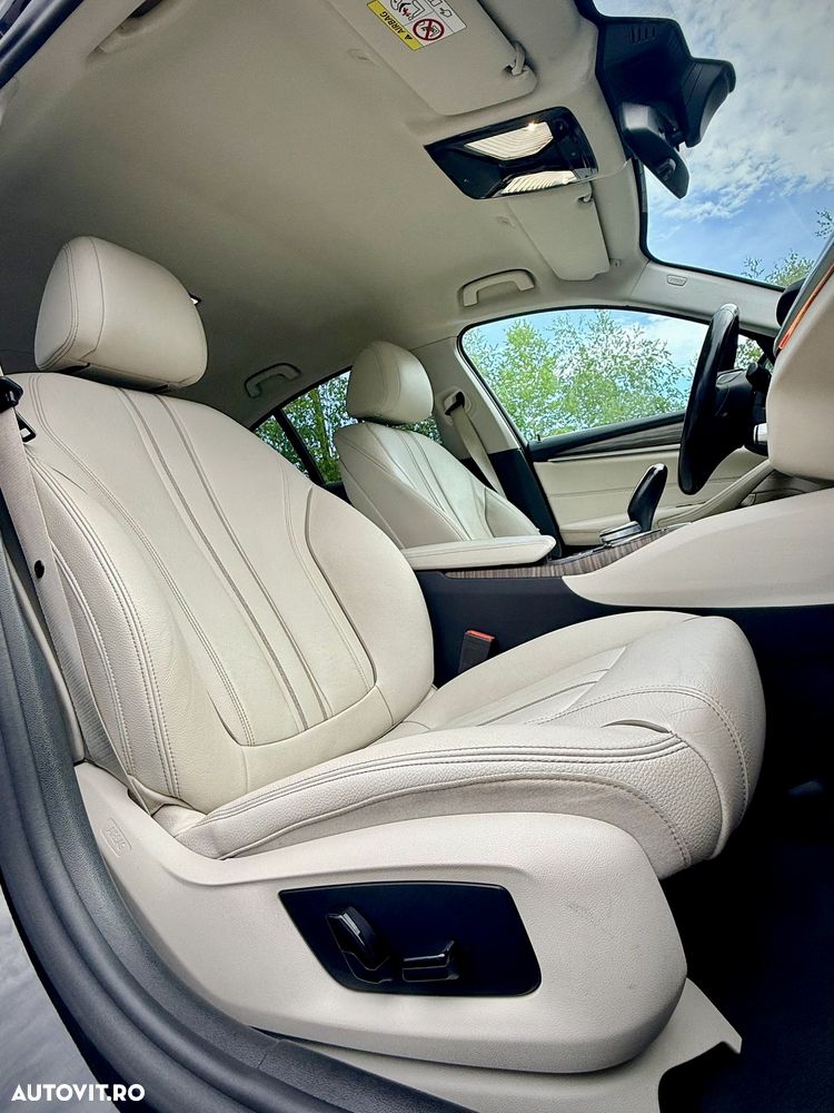 BMW Seria 5 520d xDrive AT - 10