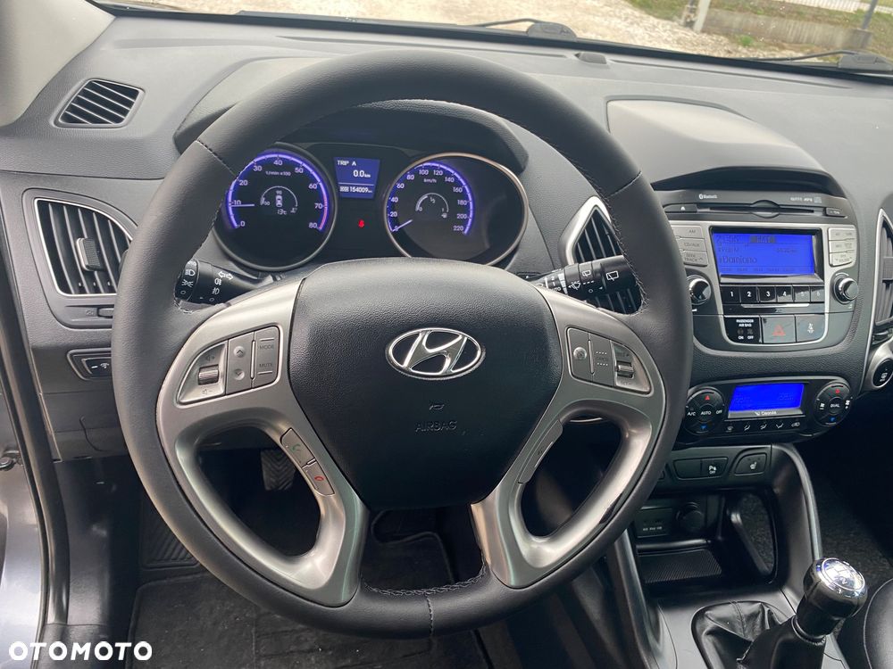 Hyundai ix35 2.0 2WD Style - 19