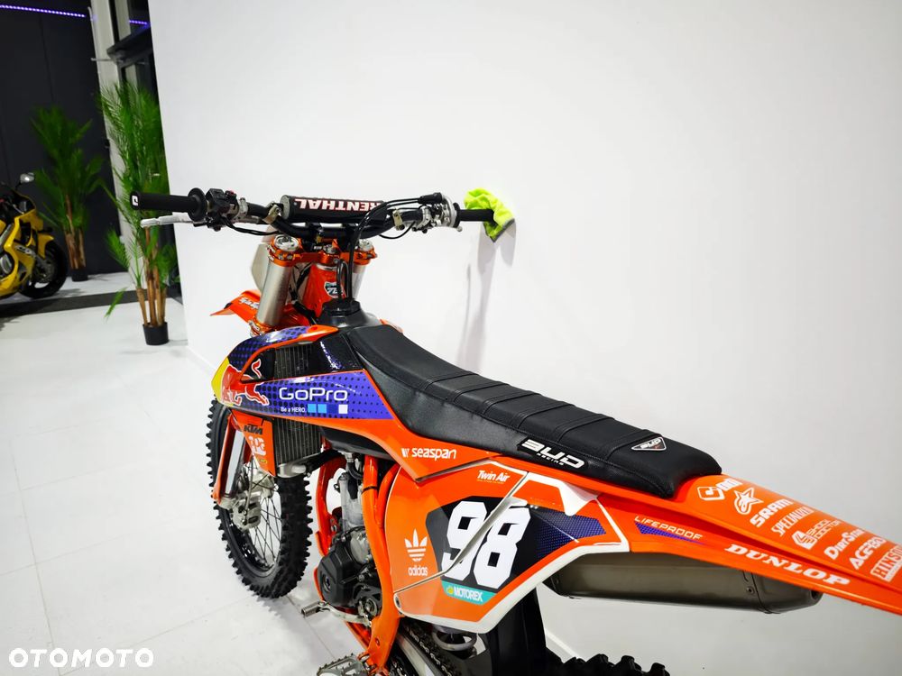 KTM SXF - 32