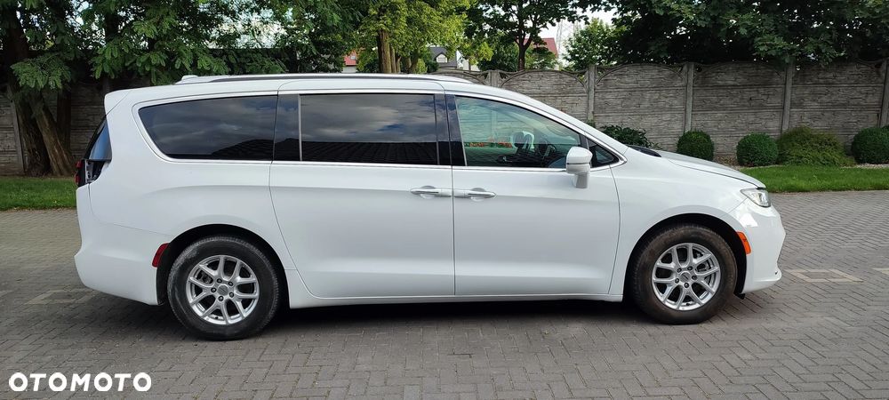 Chrysler Pacifica - 3