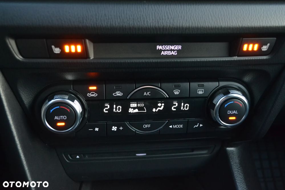 Mazda 3 1.5 D Skypassion - 13